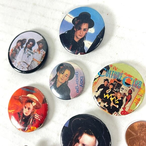 Boy George Culture Club Greatest Hits CD + 8 Vintage Buttons Enamel Pin Bundle - Picture 9 of 10